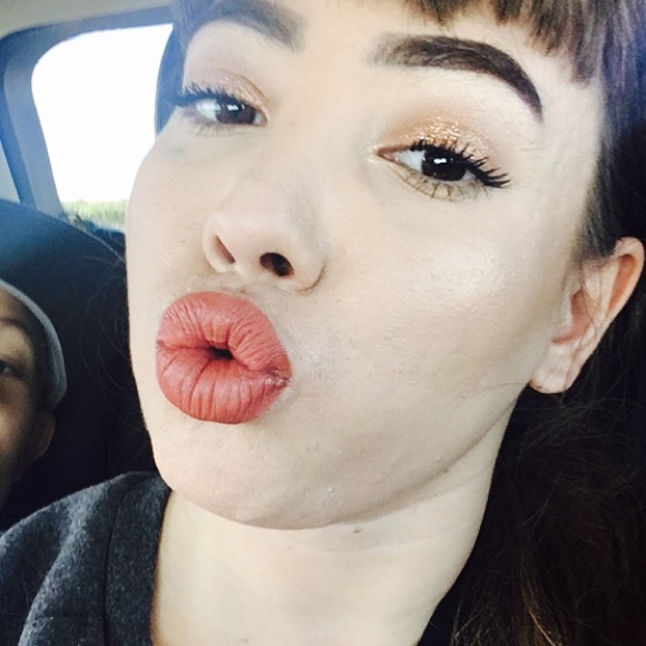 Meet your Posher, Athena - Picture 2 of 3